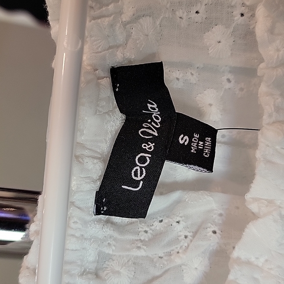 NWT Lea & Viola Cotton Eyelet Top - Picture 6 of 10